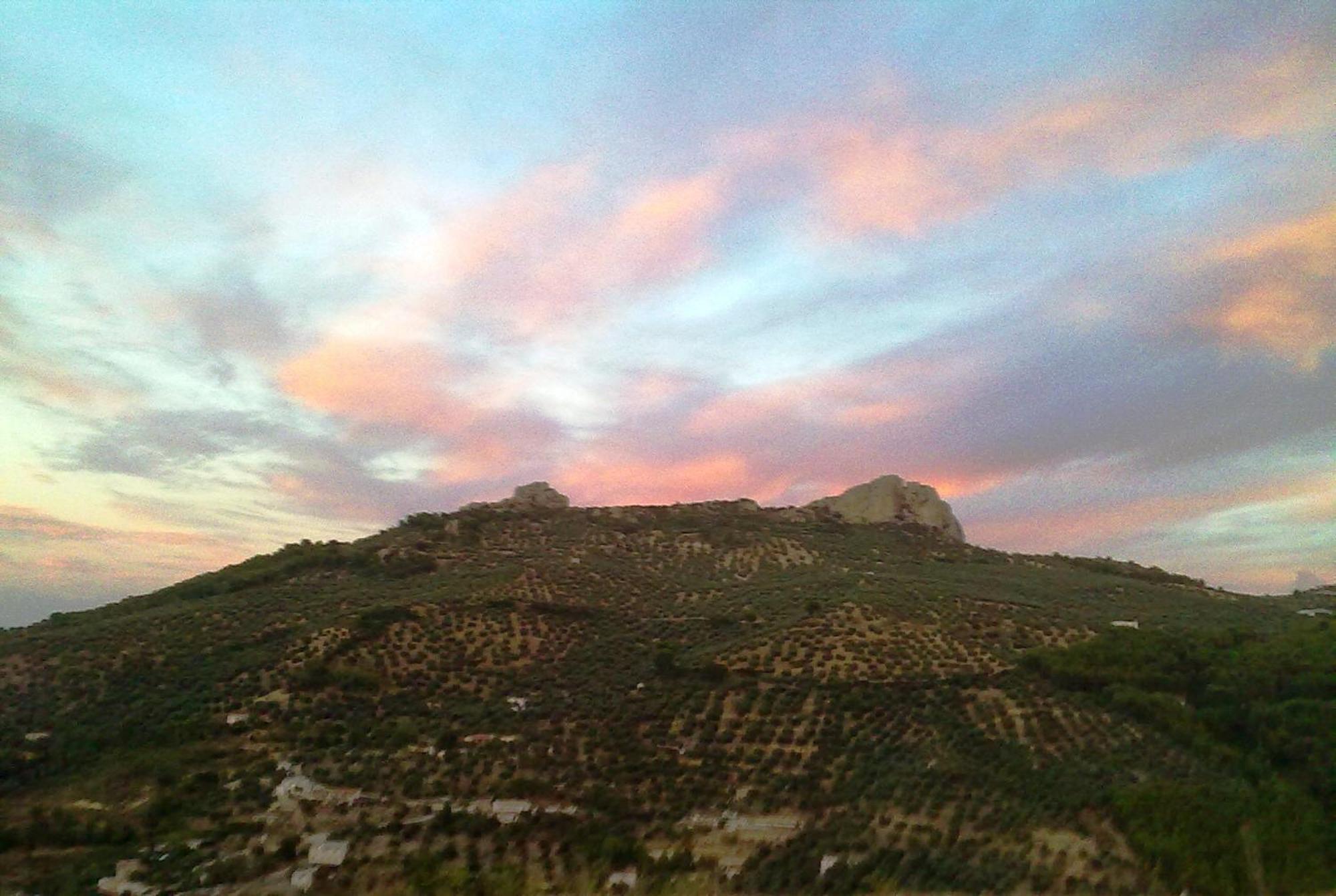 Alojamiento Rural La Caseria De Piedra Restaurante ハエン エクステリア 写真