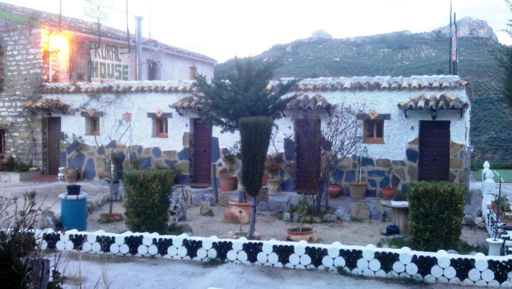Alojamiento Rural La Caseria De Piedra Restaurante ハエン エクステリア 写真