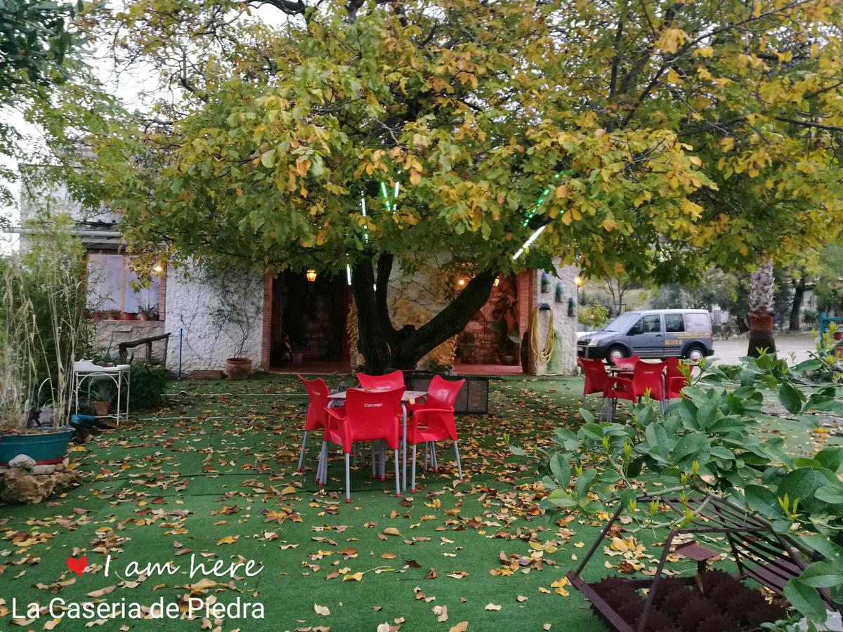 Alojamiento Rural La Caseria De Piedra Restaurante ハエン エクステリア 写真