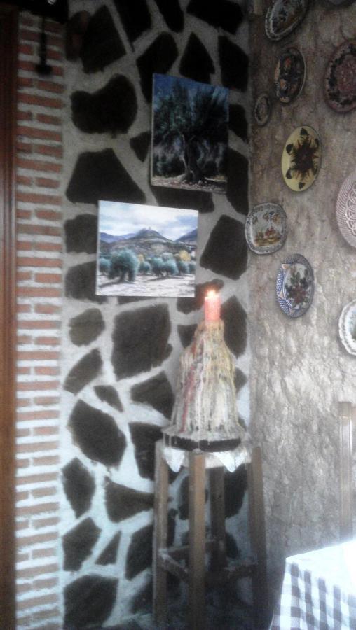 Alojamiento Rural La Caseria De Piedra Restaurante ハエン エクステリア 写真